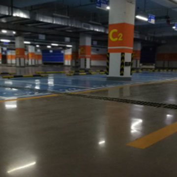 石家庄某小区车库固化剂地坪使用